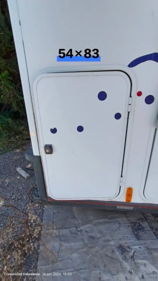 Puerta servicio autocaravana/caravana Camper