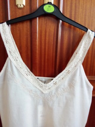 ZARA bordado con encajes