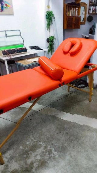 EN VENTA CAMILLA DE MASAJE PROFESIONAL PLEGABLE