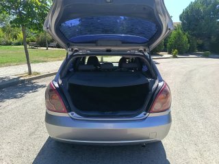 Nissan Almera 2004