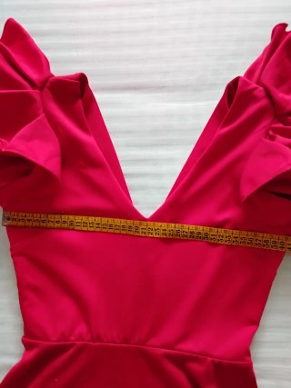Traje de flamenca rojo con volante. Regalo pico .