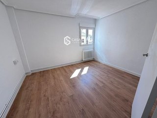 Piso en venta en Yecla
