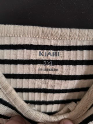 Camiseta de tirantes a rayas.  3xl. Nueva