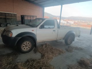 Nissan Navara 2004