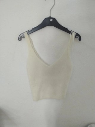 Conjunto Stradivarius: Camiseta tirantes y chqt