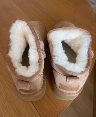Botas UGG Talla 40 Beige