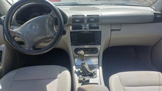 Mercedes-Benz Clase C 2005