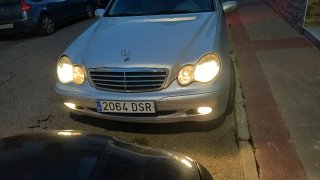 Mercedes-Benz Clase C 2005