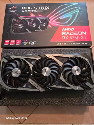 Tarjeta Gráfica Asus ROG Strix RX 6750 XT