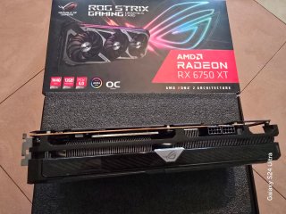 Tarjeta Gráfica Asus ROG Strix RX 6750 XT
