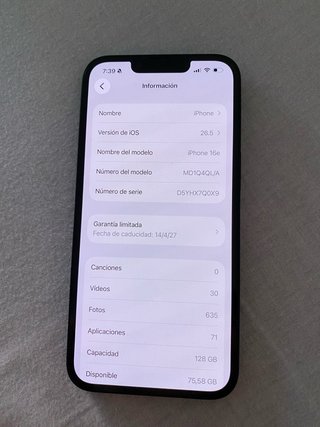 iPhone 16e Negro