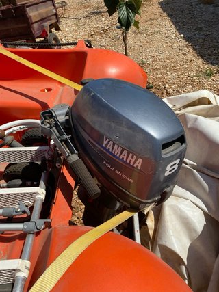 Barca Whaly + Motor Yamaha 8 CV 4T