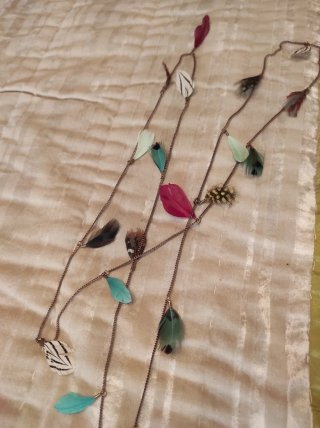 Collares y pulseras