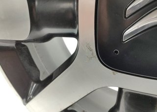 2426335 9800494077 llanta citroen c4 shine edition