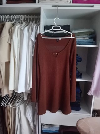 Vestido marrón y regalo 2 prendas