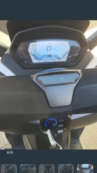 Wottam Storm R Maxi Scooter Negra/Gris