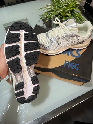 Asics GEL-Kayano 12.1 Beige/Argento taglia 42
