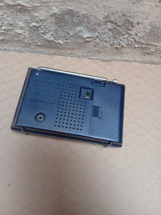 Radio Sanyo RP 5135 AM/FM decorativa