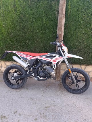 Beta RR Motard 50