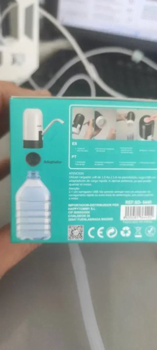 DISPENSADOR DE AGUA ELECTRICO A ESTRENAR