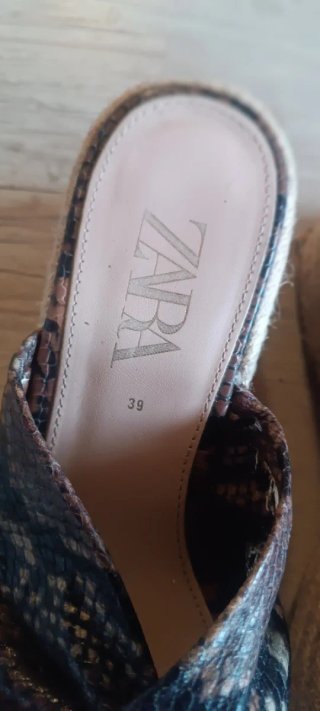 Cuñas Zara Talla 39