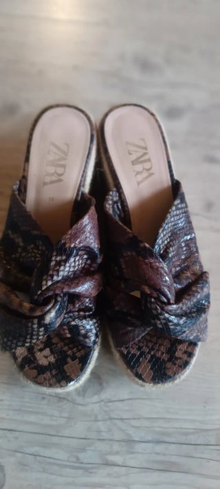 Cuñas Zara Talla 39