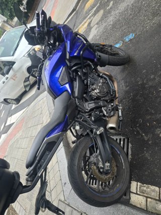 Vendo o cambio yamaha mt07 con 137000 klm .