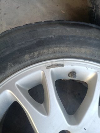 Llantas Volvo R16 (4 unidades)