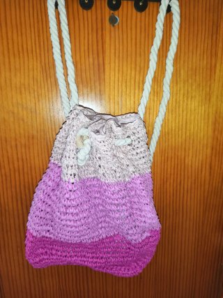 Mochilas de crochet coloridas
