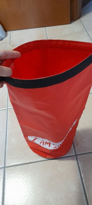 Sacca impermeabile rossa