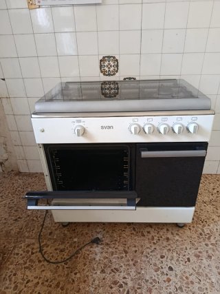 Cocina de gas butano 4 fuegos