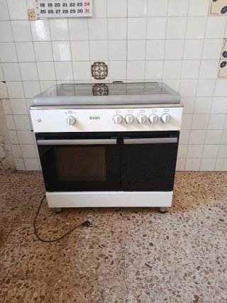 Cocina de gas butano 4 fuegos