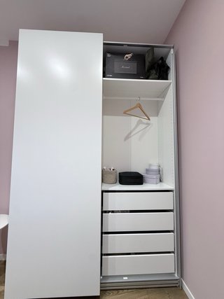 Armadio Ikea Pax - bianco con ante scorrevoli