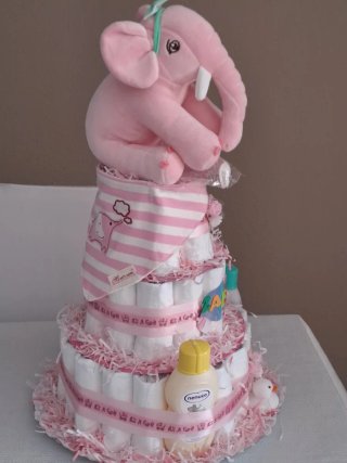 Tarta de pañales elefante rosa