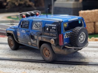 Coche de slot Scalextric Hummer H3 efecto barro