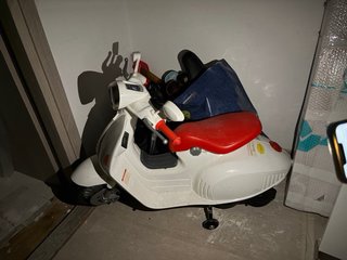 Vespa elettrica per bambini