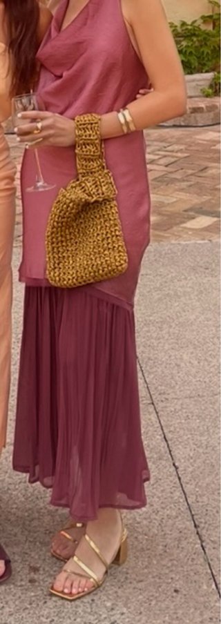 Vestido invitada boda rosa ideal. Usado una vez