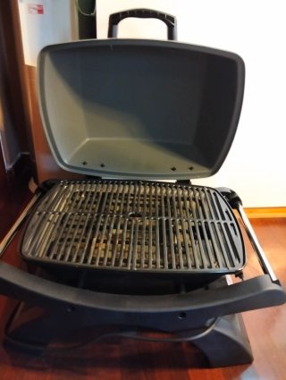 Parrilla Eléctrica BBQ Negra y Gris