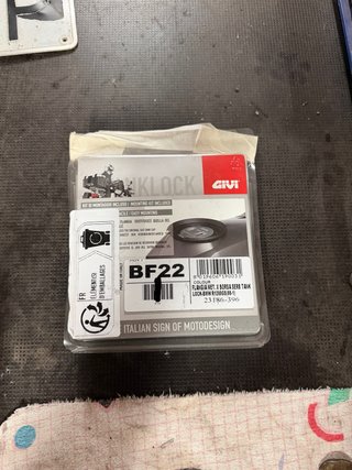 Anclaje Givi Tanklock BF22 BMW R1200GS