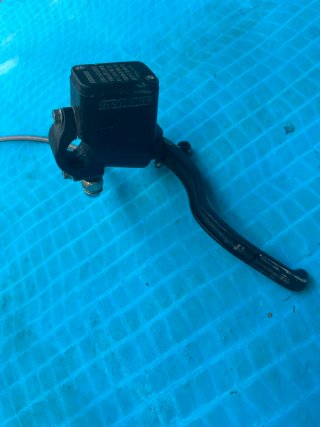 Frenada Suzuki LTZ Completa