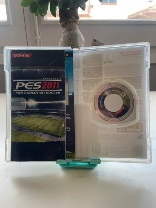Pro Evolution Soccer 2011 PSP