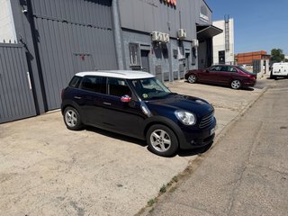 MINI Countryman 2012