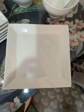 Vajilla estilo japonés sin estrenar para 6 per.