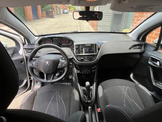 Peugeot 208 2014