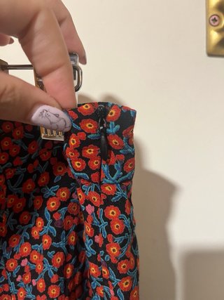 Falda Zara Midi Estampada floral XL
