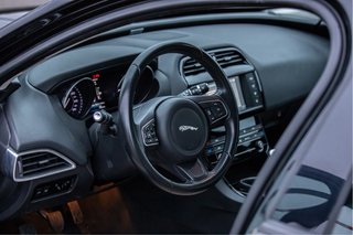Jaguar XE 2016