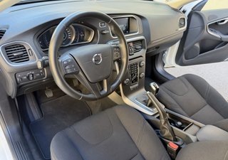 Volvo V40 D2 ¡¡¡COMO NUEVO A ESTRENAR!!!
