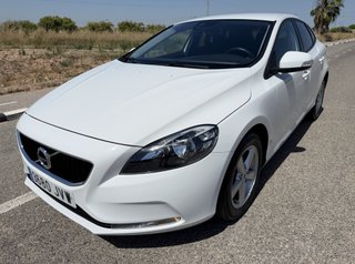 Volvo V40 D2 ¡¡¡COMO NUEVO A ESTRENAR!!!