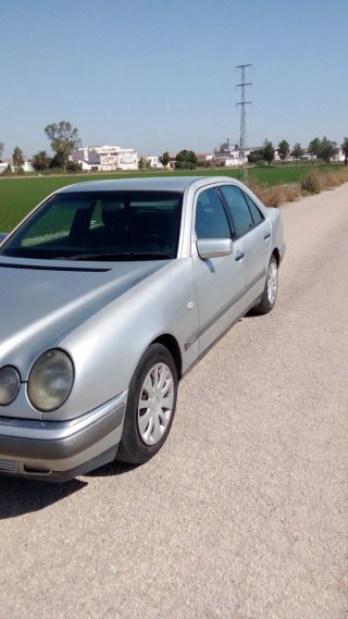 Mercedes-Benz Clase E 1997