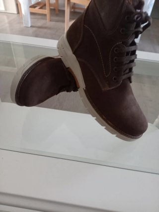Botas de piel hombre talla 40